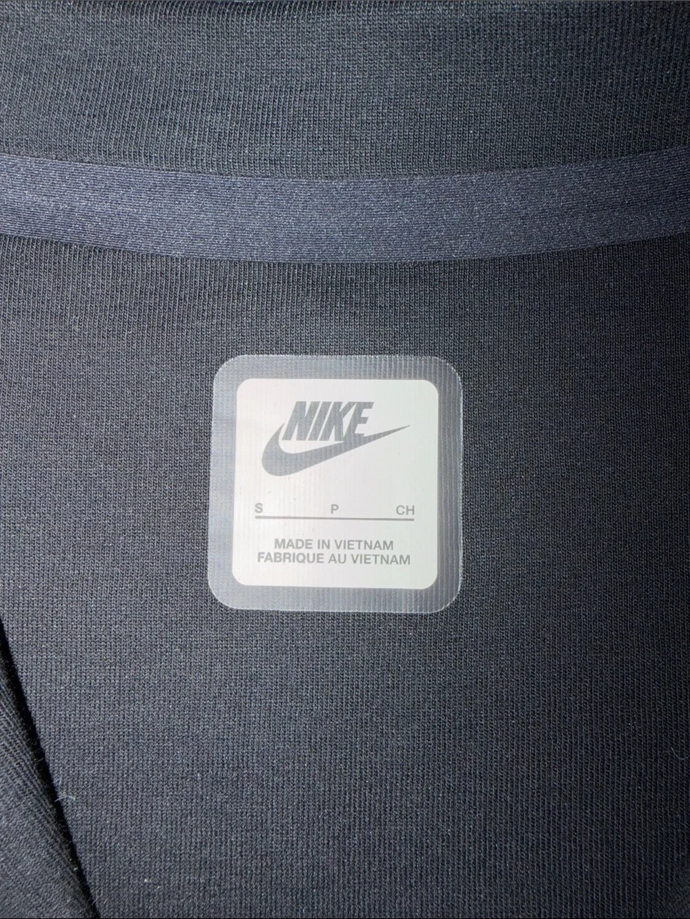 WOMENS NIKE TECH FLEECE CROPPED HALF-ZIP TOP